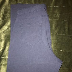 Basic Editions navy capris
